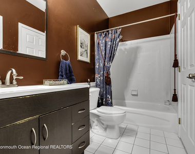536 St Andrews Place - Photo Thumbnail 17