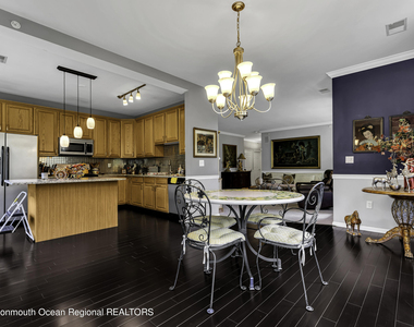 536 St Andrews Place - Photo Thumbnail 9