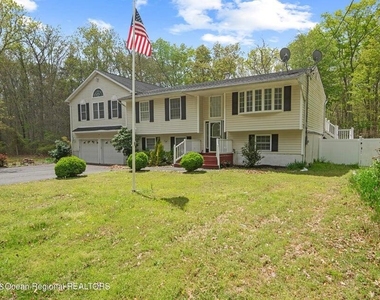46 Walter Drive - Photo Thumbnail 1