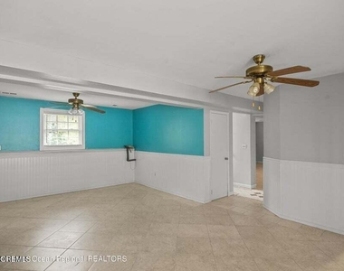 46 Walter Drive - Photo Thumbnail 15