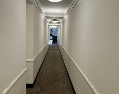 East 83rd Street - Photo Thumbnail 8