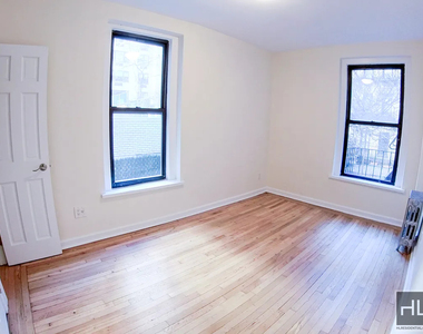East 84th Street - Photo Thumbnail 3