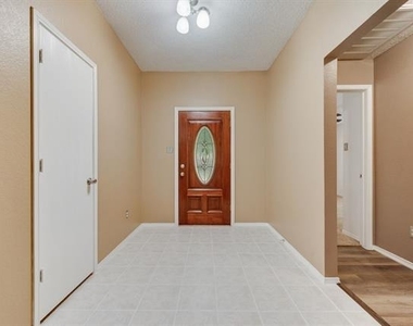 9909 Coolidge Drive - Photo Thumbnail 6