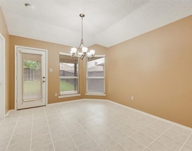 9909 Coolidge Drive - Photo Thumbnail 10