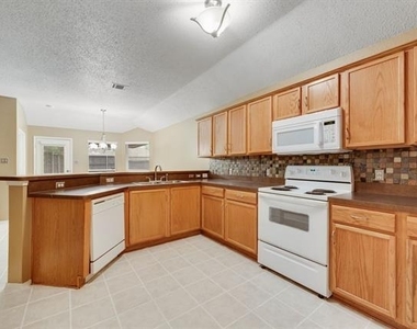 9909 Coolidge Drive - Photo Thumbnail 12