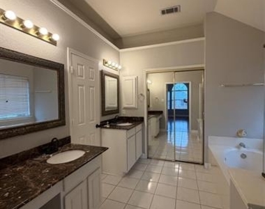 1609 Simsbury Drive - Photo Thumbnail 16