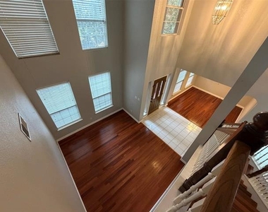 1609 Simsbury Drive - Photo Thumbnail 18