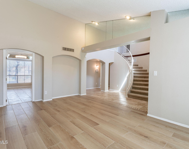 10930 E Hope Drive - Photo Thumbnail 6