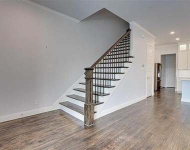 8447 Jacobs Street - Photo Thumbnail 6