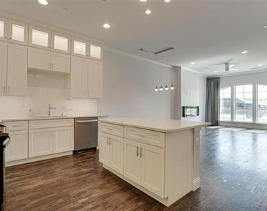 8447 Jacobs Street - Photo Thumbnail 13
