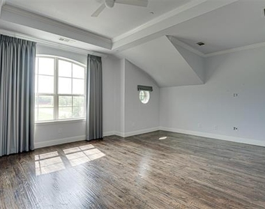 8447 Jacobs Street - Photo Thumbnail 18