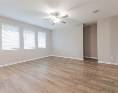 126 Autumn Sage Lane - Photo Thumbnail 9