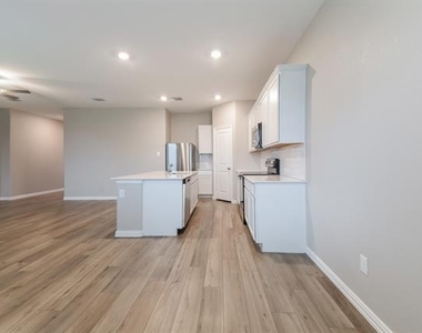126 Autumn Sage Lane - Photo Thumbnail 5