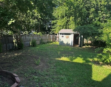 1809 Estates Drive - Photo Thumbnail 23