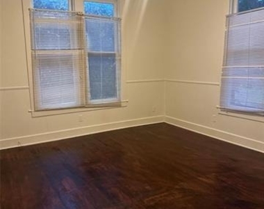 3819 Henry Street - Photo Thumbnail 1