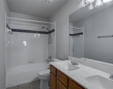 7808 Silver Sage Drive - Photo Thumbnail 7