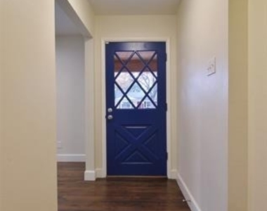 717 Greenleaf Drive - Photo Thumbnail 3