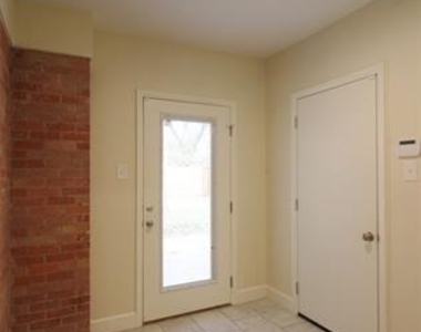 717 Greenleaf Drive - Photo Thumbnail 20