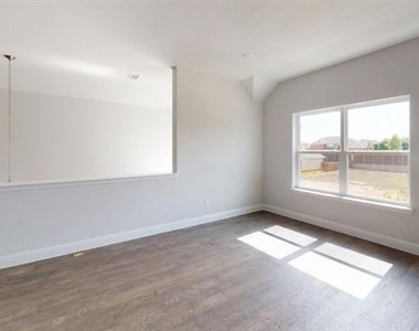 1412 Anna Marie Lane - Photo Thumbnail 14