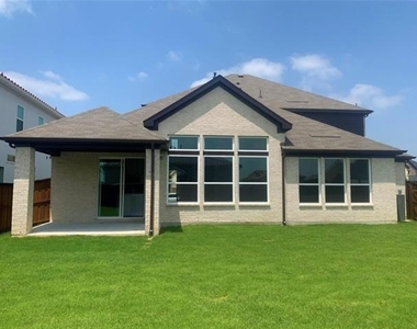 1412 Anna Marie Lane - Photo Thumbnail 22