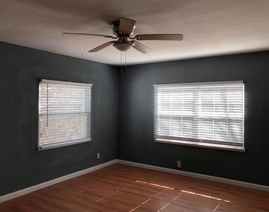 620 E Sears Street - Photo Thumbnail 16