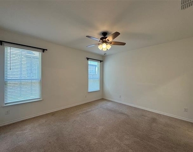 8712 Antelope Flat Lane - Photo Thumbnail 14