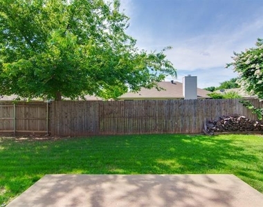 1133 Hillwood Drive - Photo Thumbnail 23