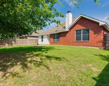 1133 Hillwood Drive - Photo Thumbnail 24