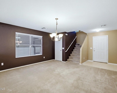 2655 S Sailors Way - Photo Thumbnail 11