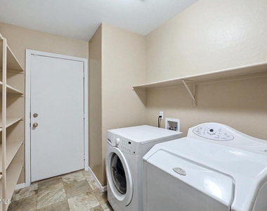 2655 S Sailors Way - Photo Thumbnail 18