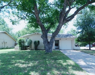 217 Mockingbird Lane - Photo Thumbnail 1