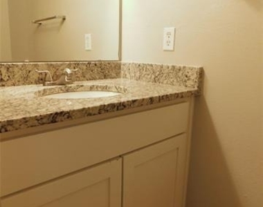 217 Mockingbird Lane - Photo Thumbnail 9