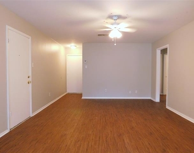 217 Mockingbird Lane - Photo Thumbnail 2