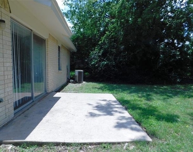 217 Mockingbird Lane - Photo Thumbnail 15