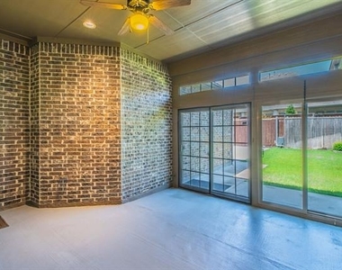 7565 Rawlins Lane - Photo Thumbnail 31