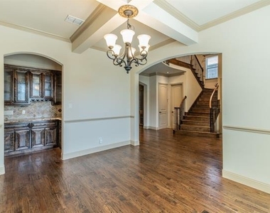 7565 Rawlins Lane - Photo Thumbnail 13