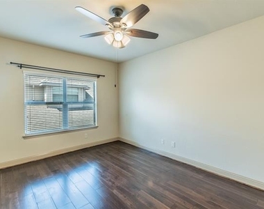 7565 Rawlins Lane - Photo Thumbnail 27