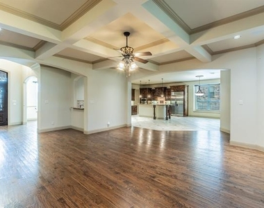 7565 Rawlins Lane - Photo Thumbnail 3