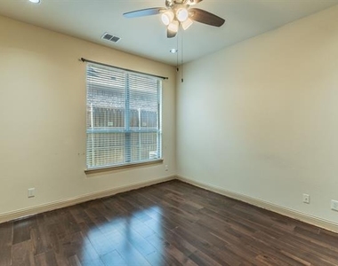 7565 Rawlins Lane - Photo Thumbnail 20