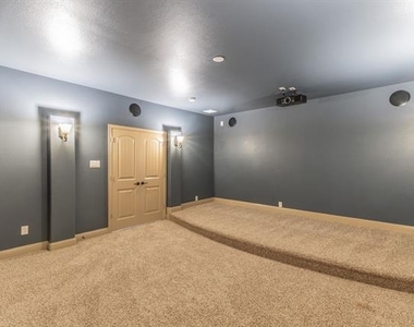 7565 Rawlins Lane - Photo Thumbnail 36