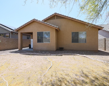 2470 W Warren Drive - Photo Thumbnail 35