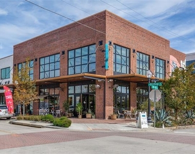 734 N Montclair Avenue - Photo Thumbnail 25