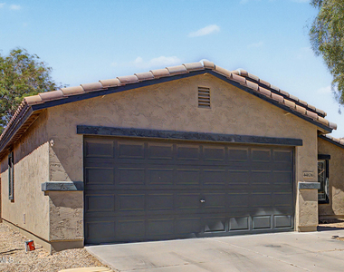 44836 W Gavilan Drive - Photo Thumbnail 3