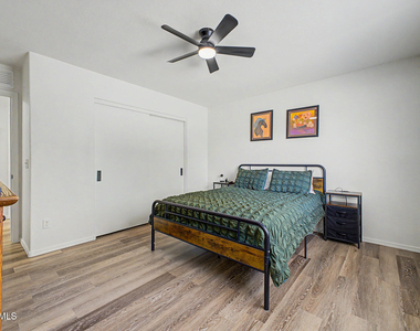44836 W Gavilan Drive - Photo Thumbnail 17