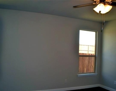 270 Irish Moss Drive - Photo Thumbnail 10