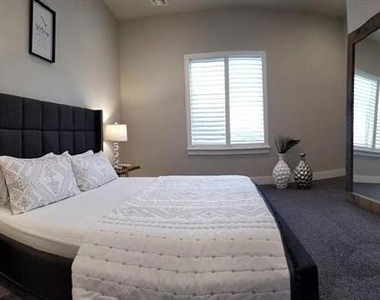 3816 Roseland Avenue - Photo Thumbnail 19