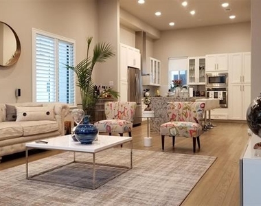 3816 Roseland Avenue - Photo Thumbnail 4