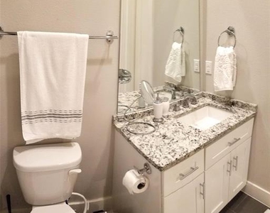 3816 Roseland Avenue - Photo Thumbnail 16