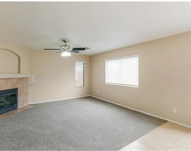 16590 W Melvin Street - Photo Thumbnail 2