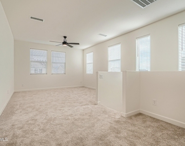 15550 S 181st Lane - Photo Thumbnail 12